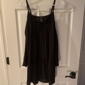 Black tank cold shoulder dress with wide sleeves